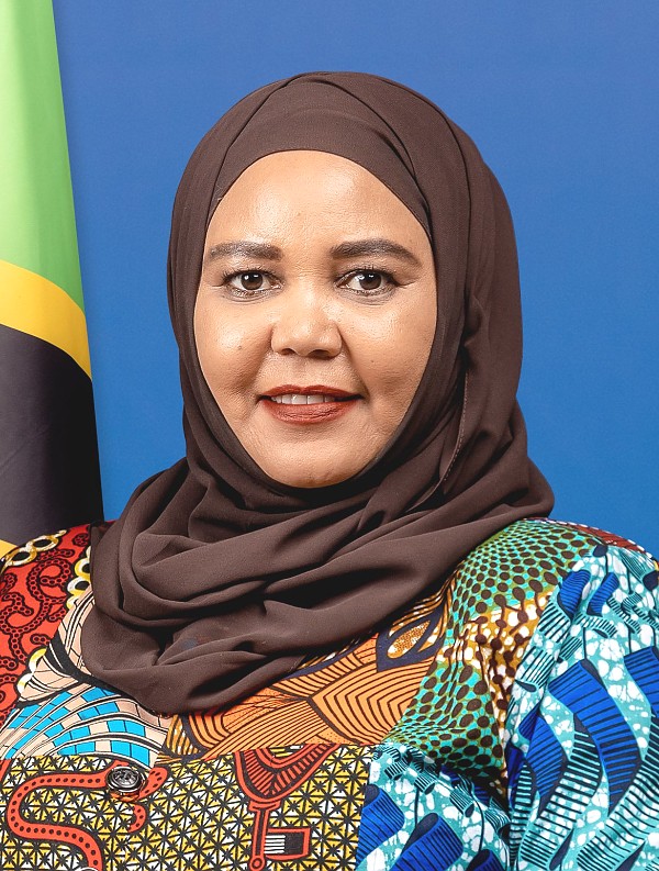 Anisa Kapufi Mbega