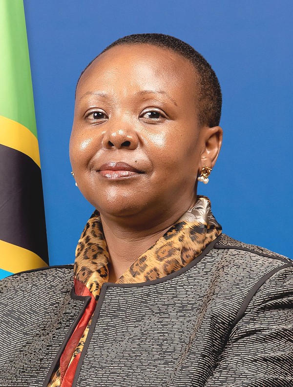 Elsie Sia Kanza